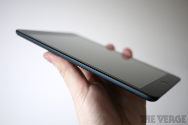 IPadmini hands review17 verge superwide